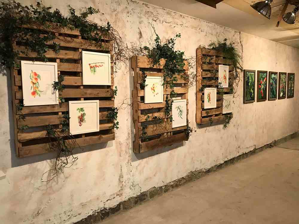 Illustration Seniors join local gallerist in the debut of Grand Rapids pop-up Gallery Space